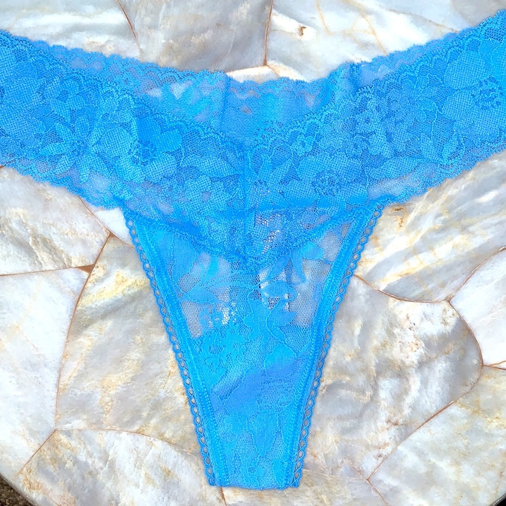 Small Victoria's Secret Lacie Floral Lace Thong Panty S Light Blue